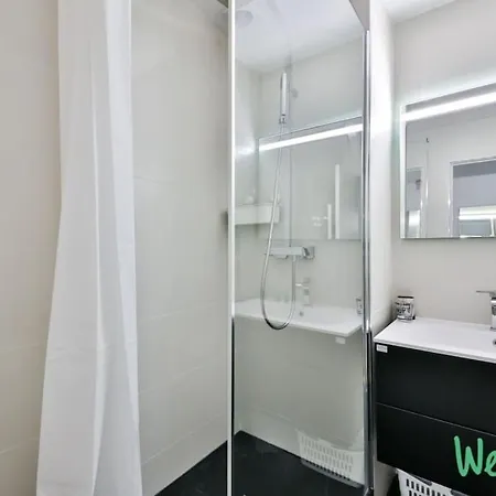 Charming -2 Persons - 10 Párizs